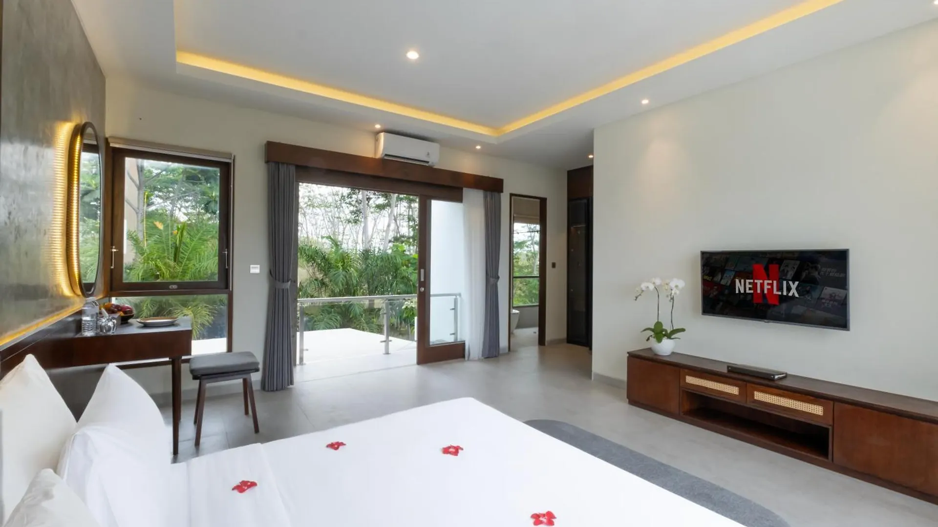 Taman Dharmawangsa Suites Nusa Dua