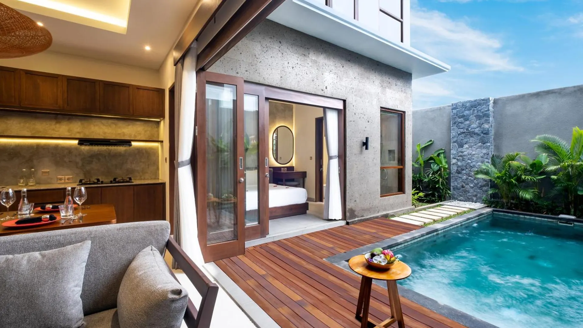 Taman Dharmawangsa Suites ヌサドゥア